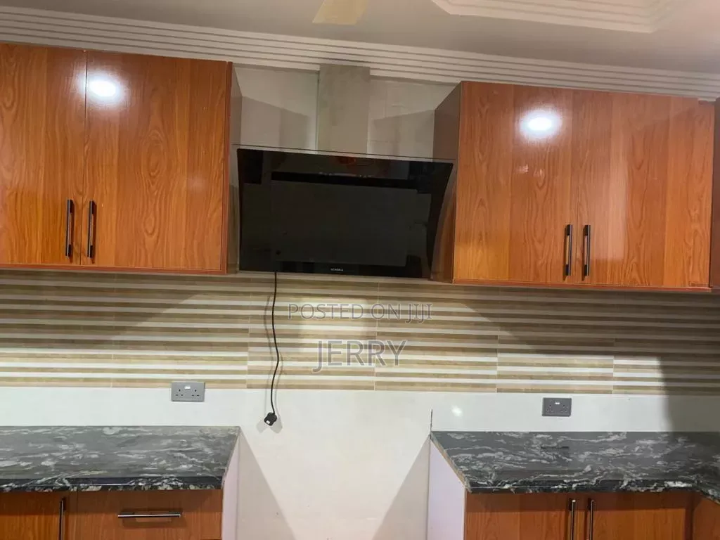 4bdrm House in Pokuase for sale