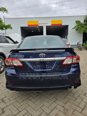 Toyota Corolla S 4dr Sedan (1.8L 4cyl 4A) 2013 Blue