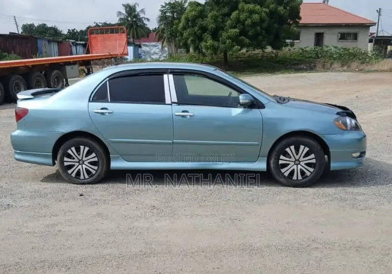 Toyota Corolla 2010 Blue
