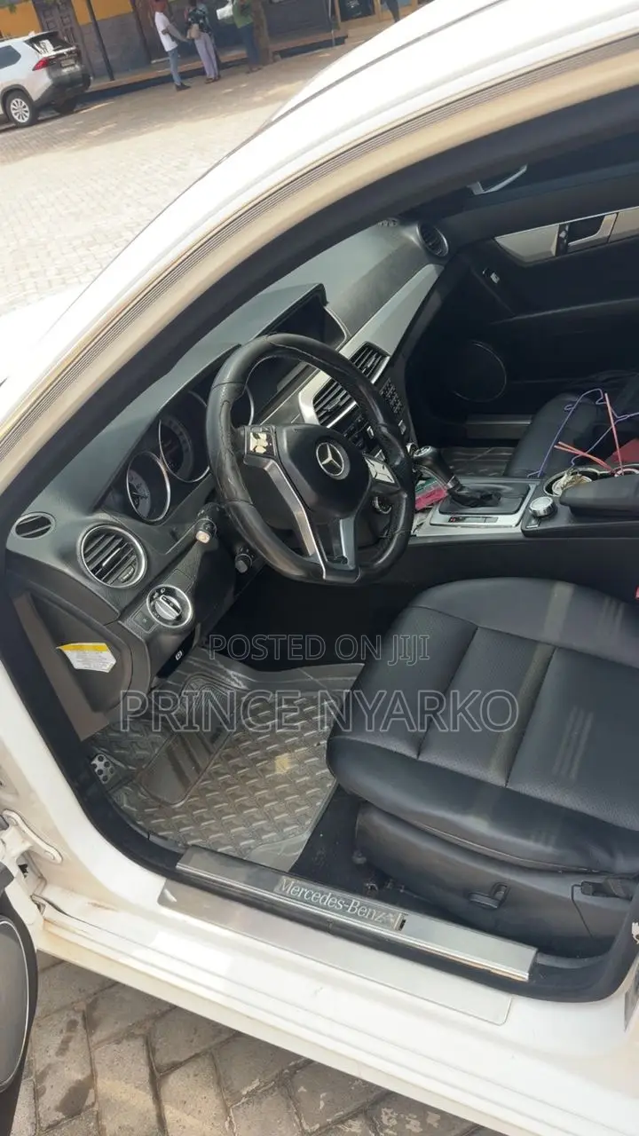 Mercedes-Benz C250 2014 White