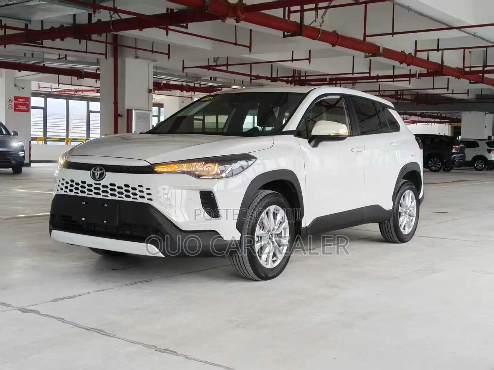 Toyota Corolla Cross XLE 2025 White