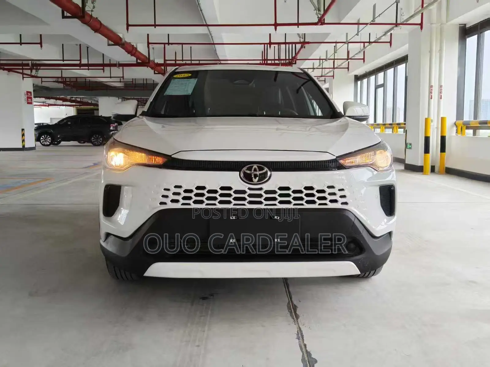 Toyota Corolla Cross XLE 2025 White