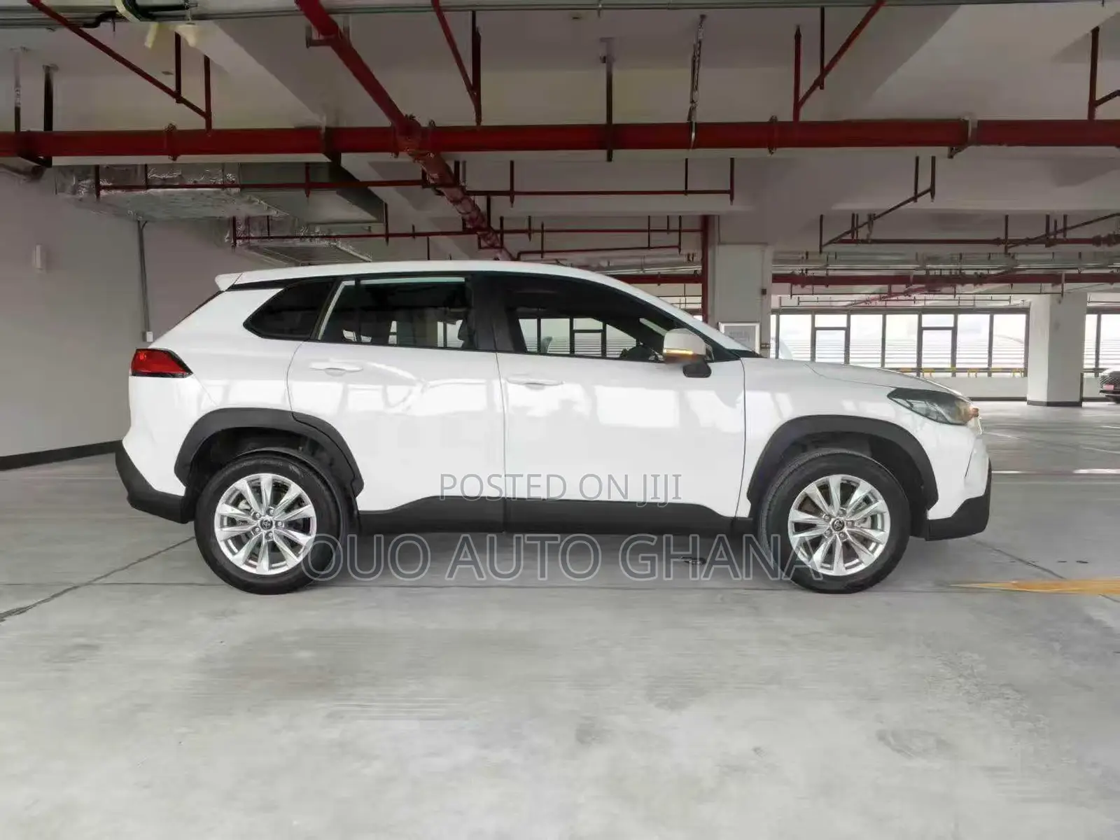 Toyota Corolla Cross XLE 2025 White
