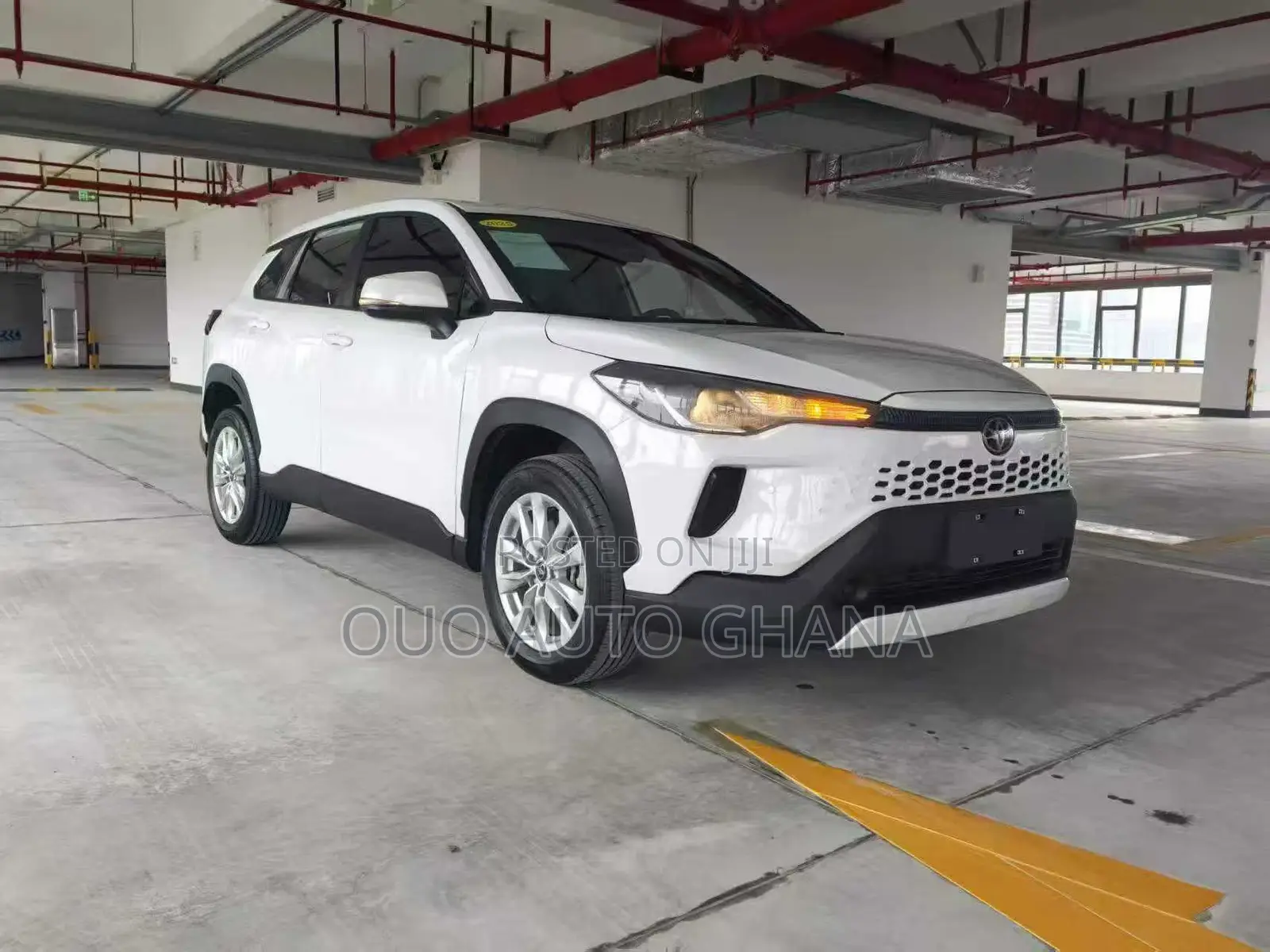 Toyota Corolla Cross XLE 2025 White