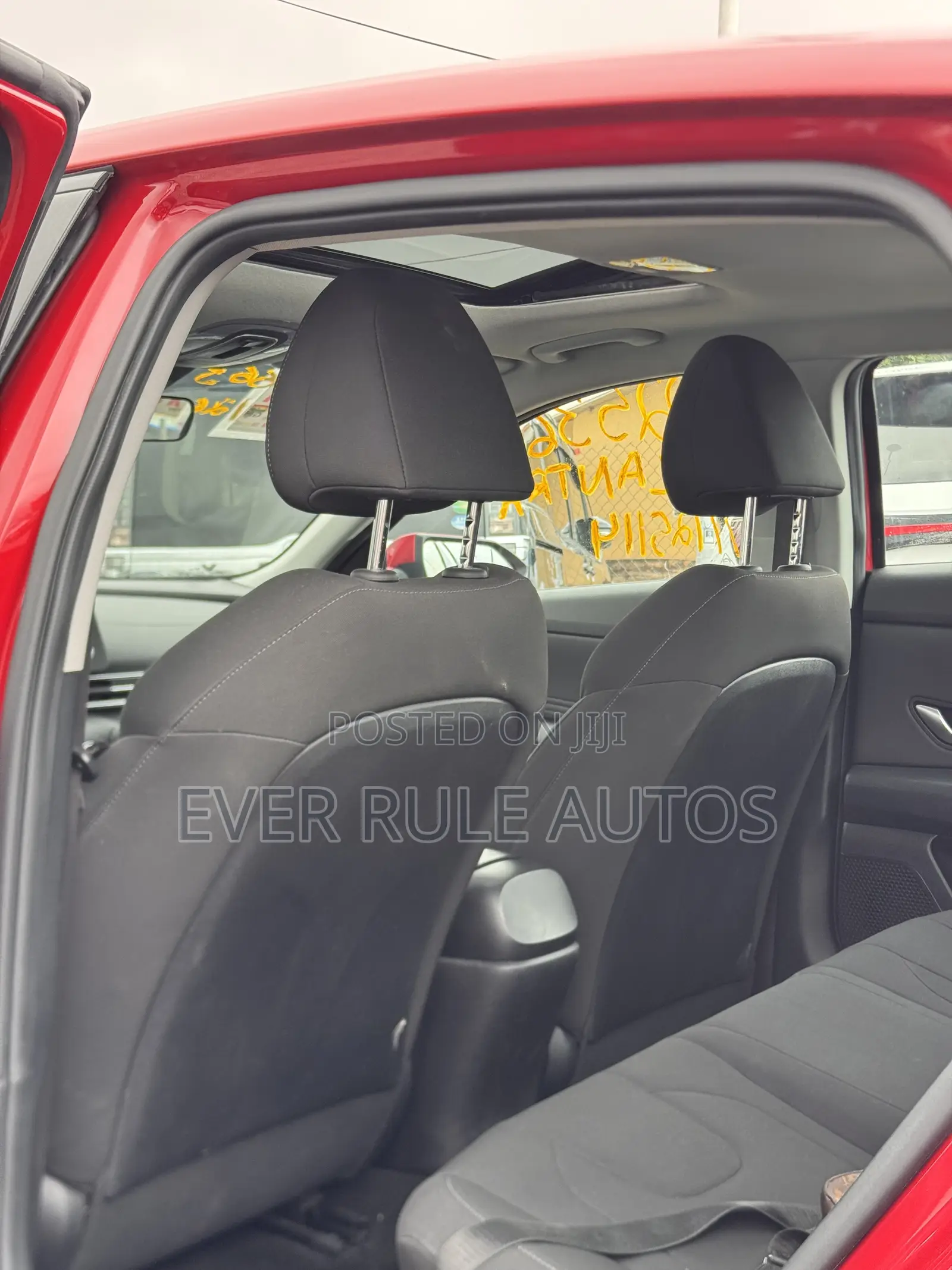 Hyundai Elantra SE 2021 Red