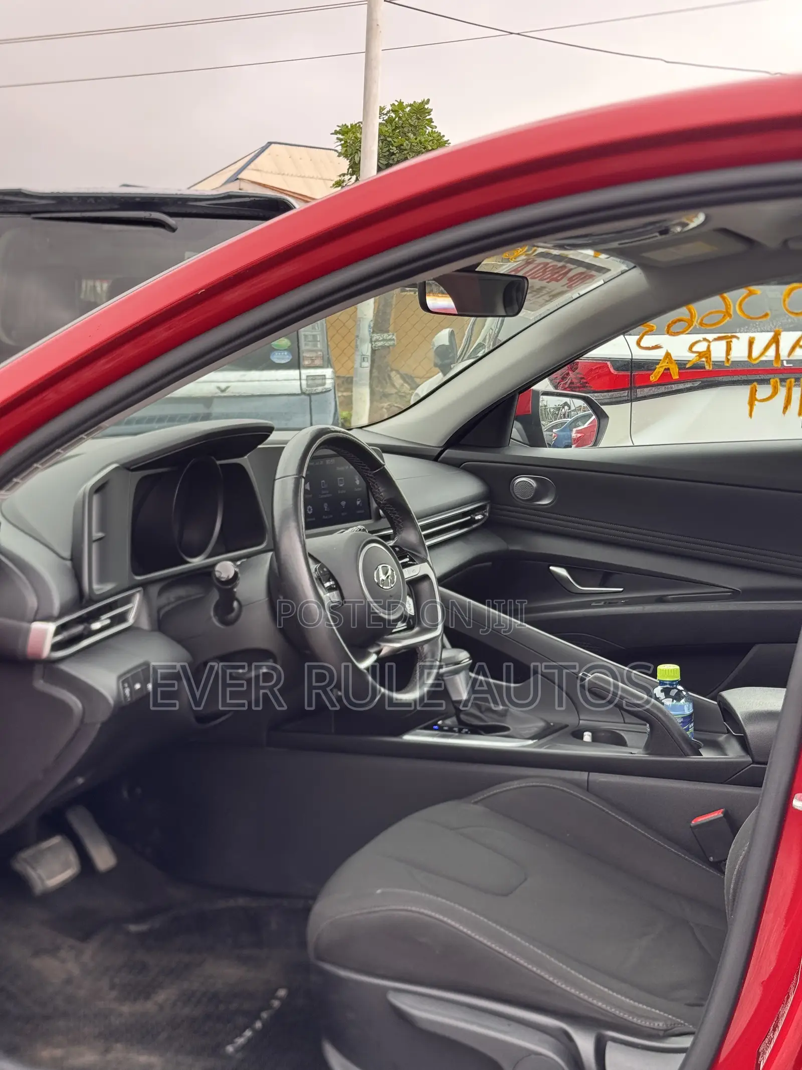 Hyundai Elantra SE 2021 Red