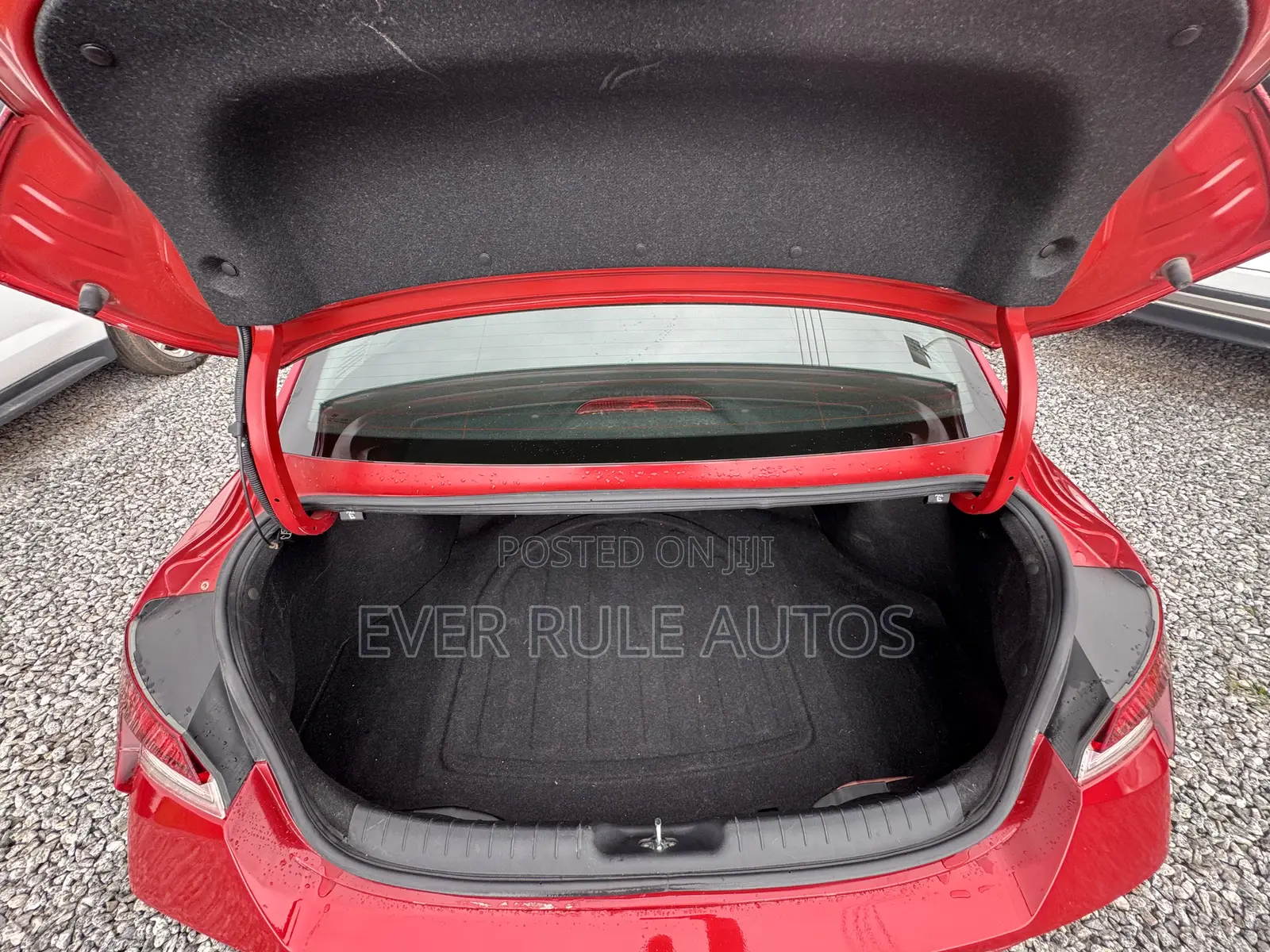 Hyundai Elantra SE 2021 Red