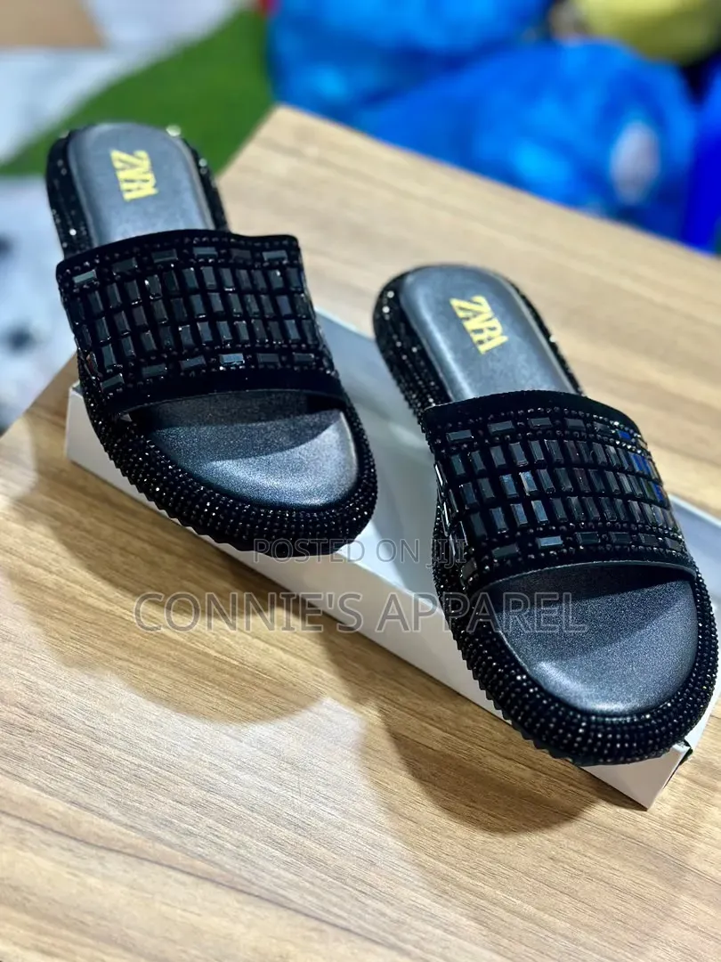 Ladies Quality Slippers Fresh in Box