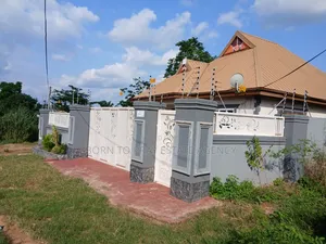 3bdrm Apartment in Born 2 Pray Esate, Ejisu-Juaben Municipal for rent