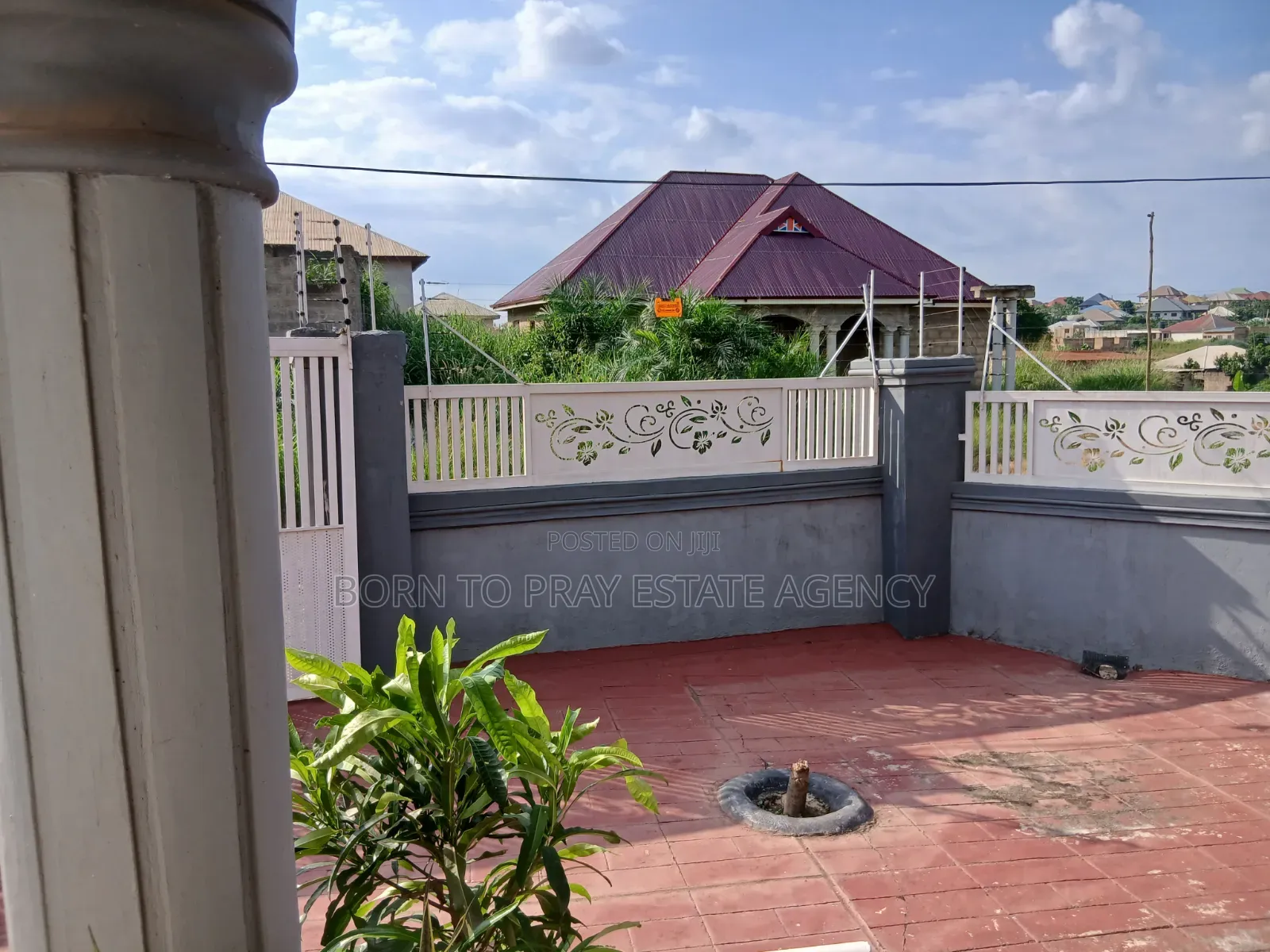 3bdrm Apartment in Born 2 Pray Esate, Ejisu-Juaben Municipal for rent