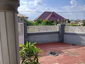3bdrm Apartment in Born 2 Pray Esate, Ejisu-Juaben Municipal for rent
