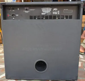 Peavey Bandit 115 Bass Guitar Combo Amplifier