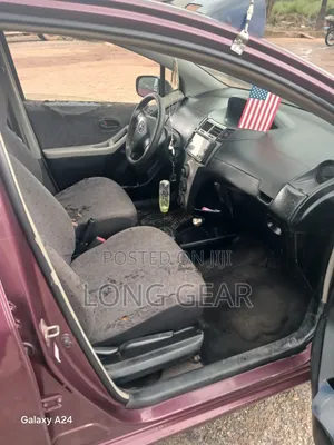 Toyota Vitz 2010 Brown