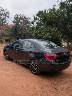 Toyota Corolla XSE (1.8L 4cyl 2A) 2019
