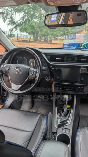 Toyota Corolla XSE (1.8L 4cyl 2A) 2019