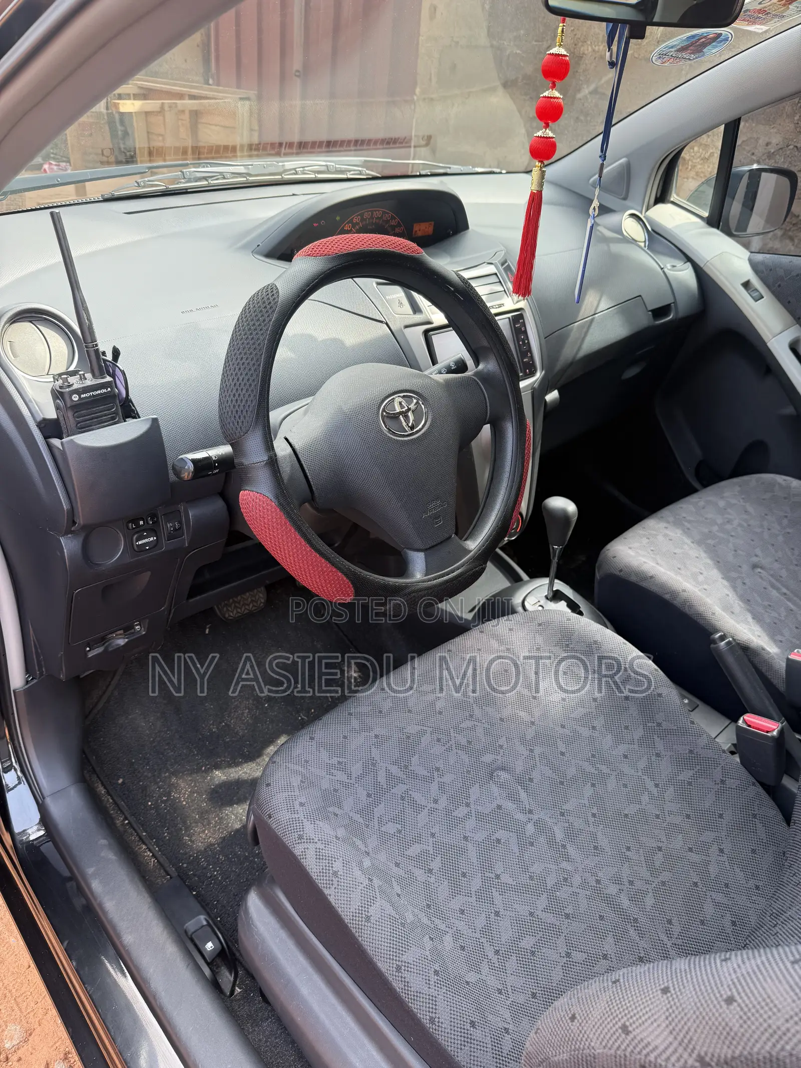 Toyota Vitz 1.5 FWD 3dr 2010 Black