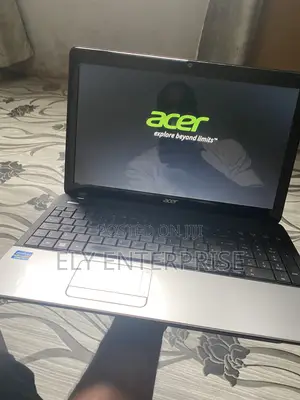 Laptop Acer Aspire E1-571 4GB Intel Core i5 HDD 750GB