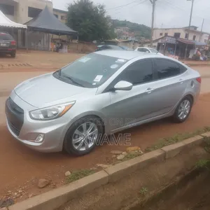 Hyundai Accent SE Sedan 2016 Silver