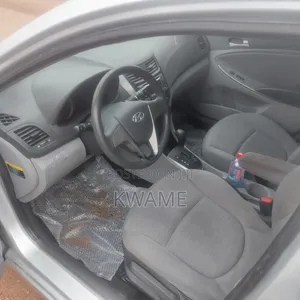 Hyundai Accent SE Sedan 2016 Silver
