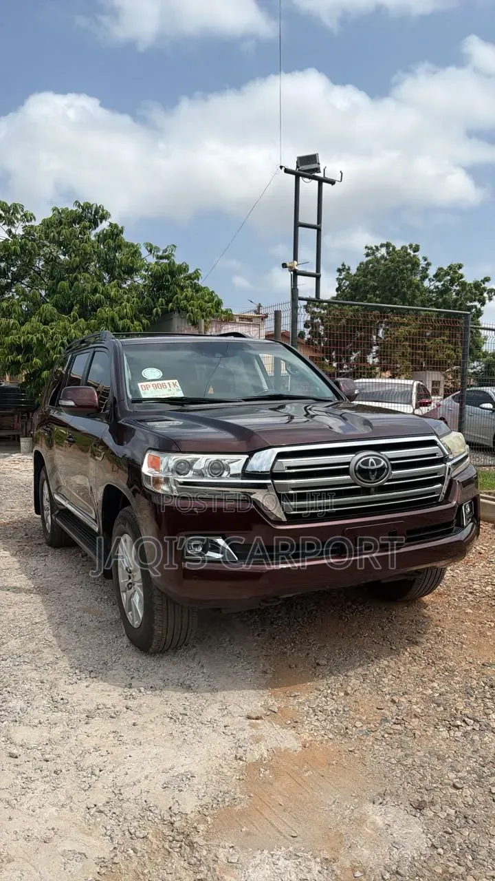 Toyota Land Cruiser 4.5 V8 VXR 2016 Brown