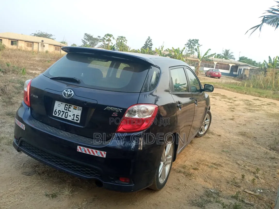 Toyota Matrix 2011 Blue