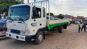 Hyundai 5ton 8holes Big Headlight Manual Engine