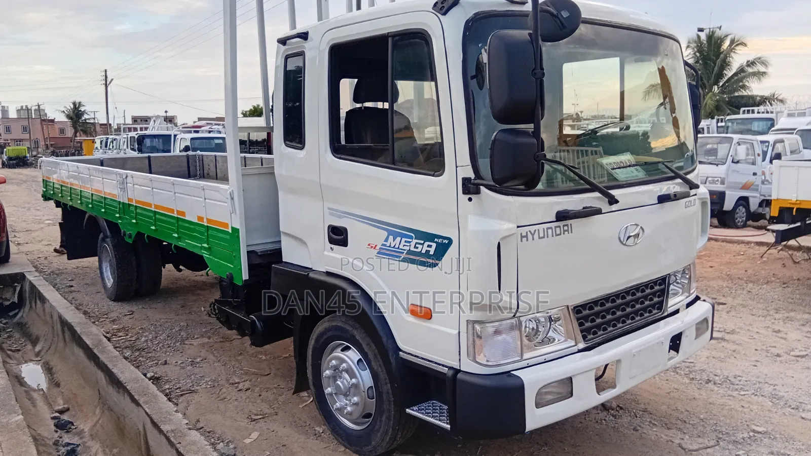 Hyundai 5ton 8holes Big Headlight Manual Engine