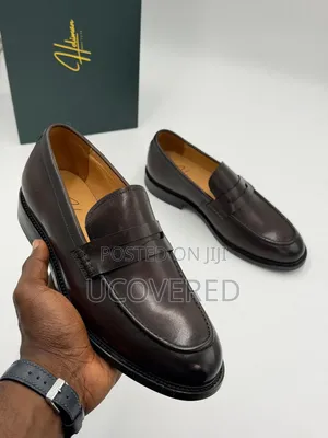 Holiman Men's Leather Penny Loafers With a Polished Black/Brown Finish