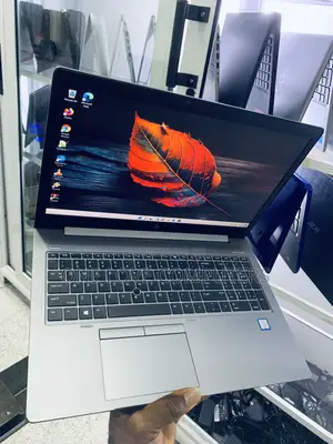 Laptop HP ZBook 15 G6 24GB Intel Core i7 SSD 512GB