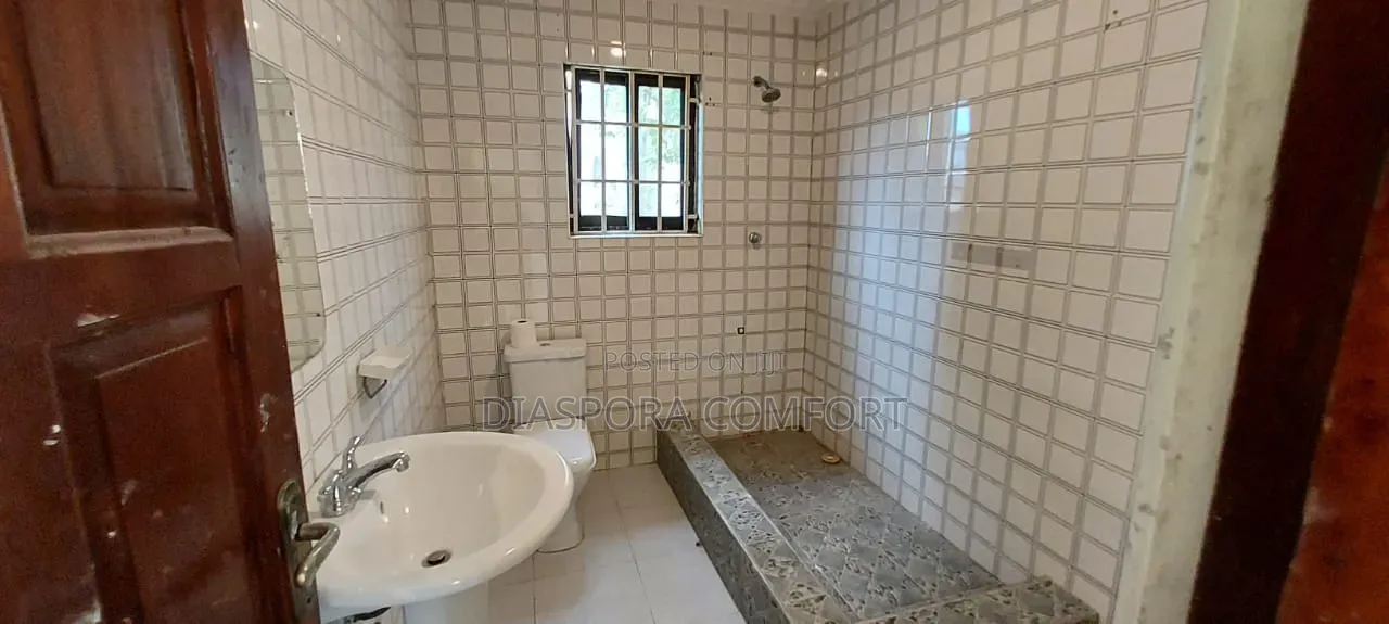 3bdrm House in Emmanuel Property, Police Station for rent