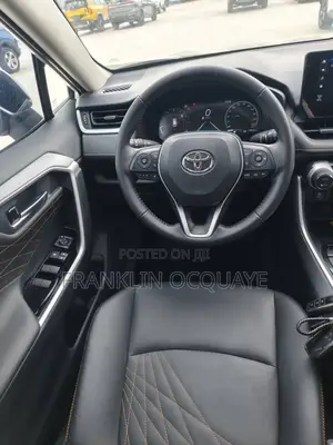 Toyota RAV4 2025 White