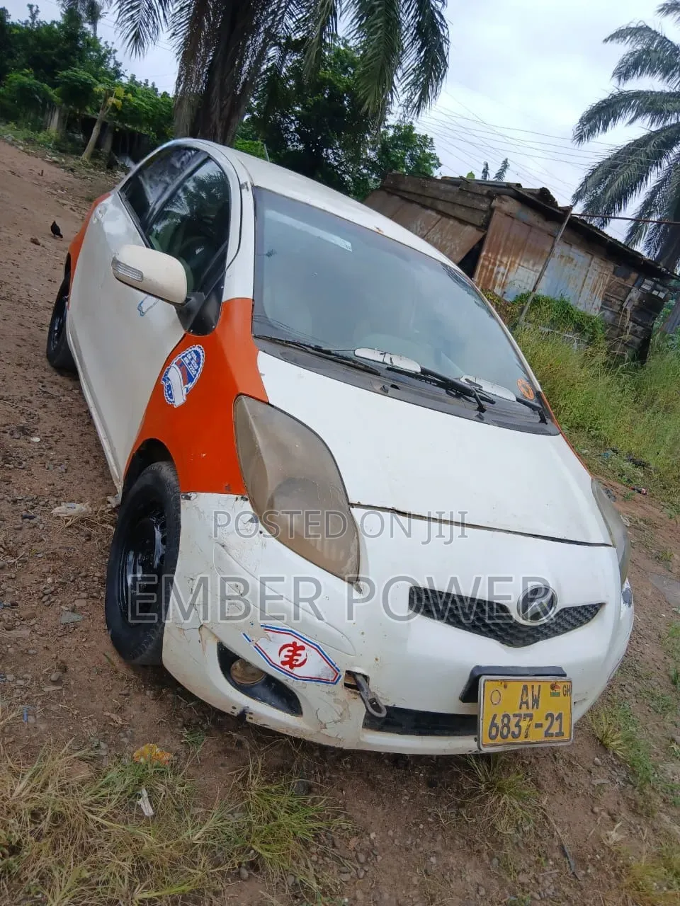 Toyota Vitz 2010 White