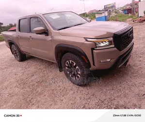 Nissan Frontier 2025 Pink