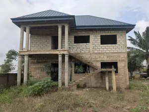 4bdrm House in Amasaman for sale
