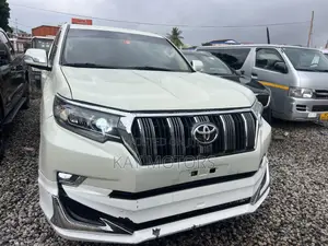 Toyota Land Cruiser Prado 2.7 2018 White