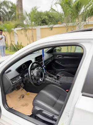 Honda Civic Sport 2022 White