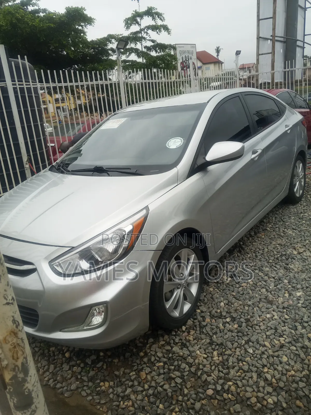 Hyundai Accent GLS 4dr Sedan (1.6L 4cyl 6M) 2015 Silver