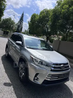 Toyota Highlander Limited Platinum 4x4 V6 (3.5L 6cyl 8A) 2018 Silver
