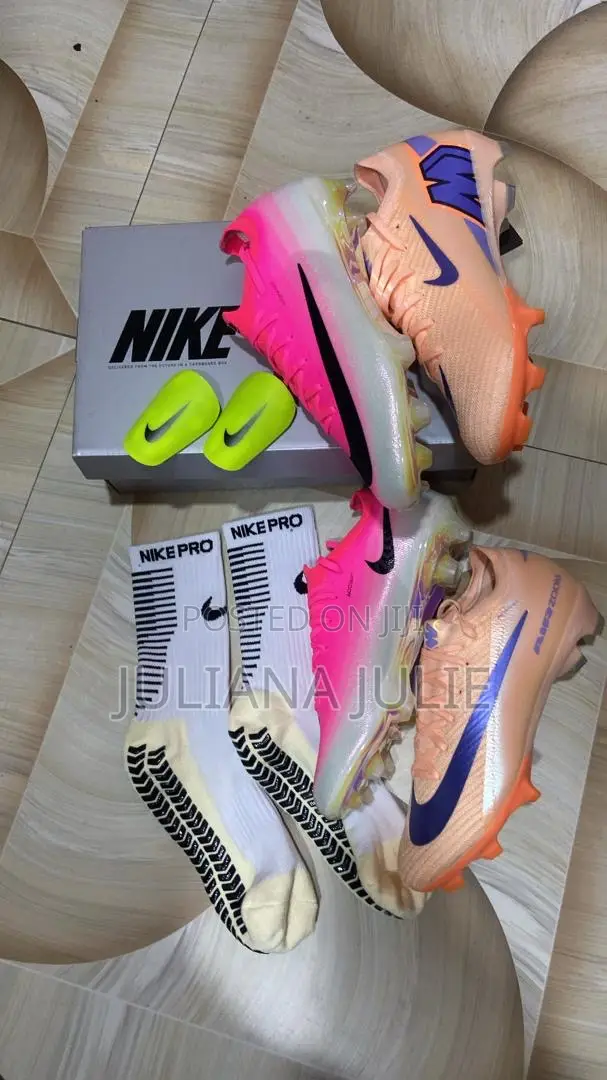Original Football Boot Available at Cool Price