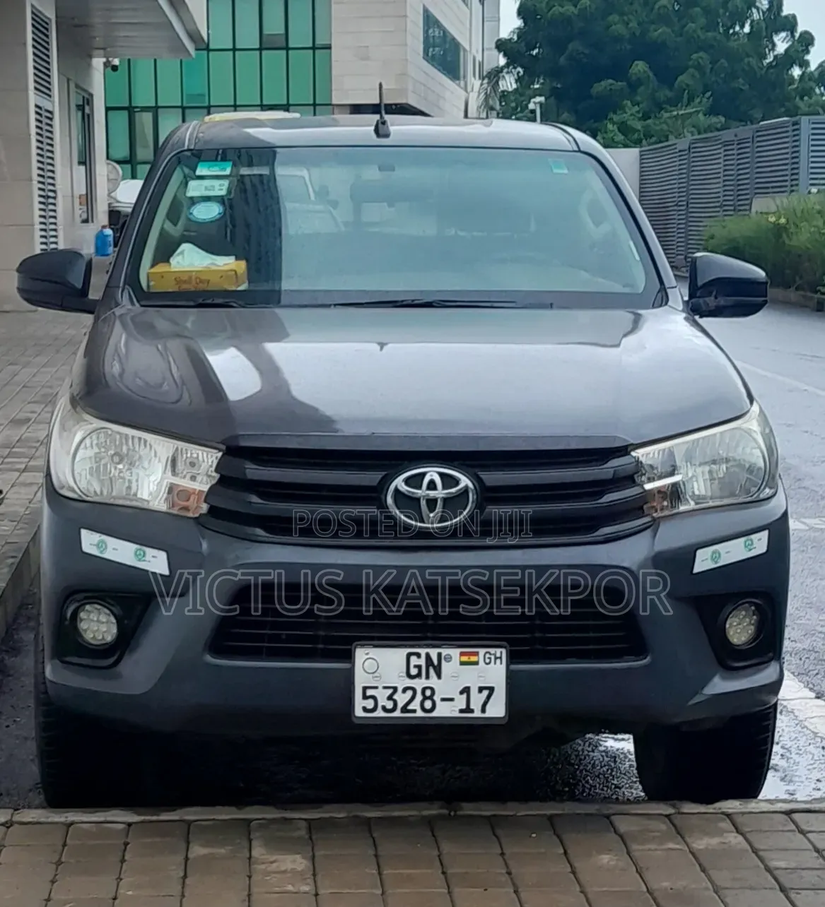 Toyota Hilux Revo Double Cab Deisel 2.4 AWD 2017 Gray