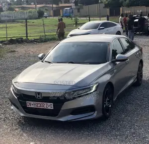 Honda Accord Sport (2.0L 4cyl Turbo 6M) 2019 Gray