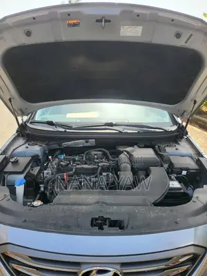 Hyundai Sonata SE 4dr Sedan (2.4L 4cyl 6A) 2015 Burgundy