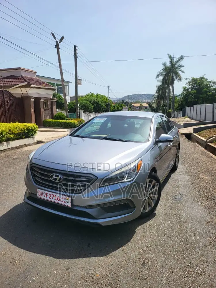 Hyundai Sonata SE 4dr Sedan (2.4L 4cyl 6A) 2015 Burgundy