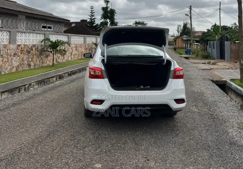 Nissan Sentra SV 2016 White