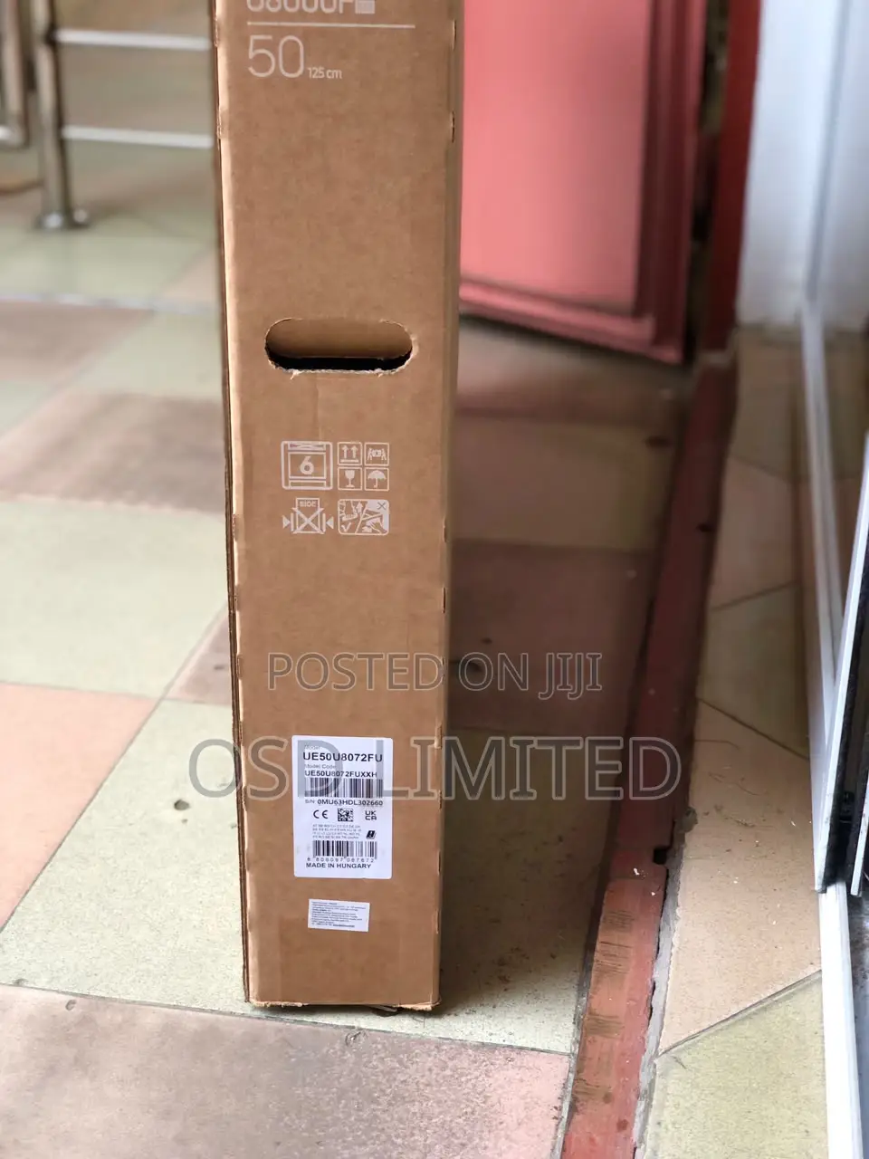 High Quality: 50" Samsung Crystal Uhd U8000f Television