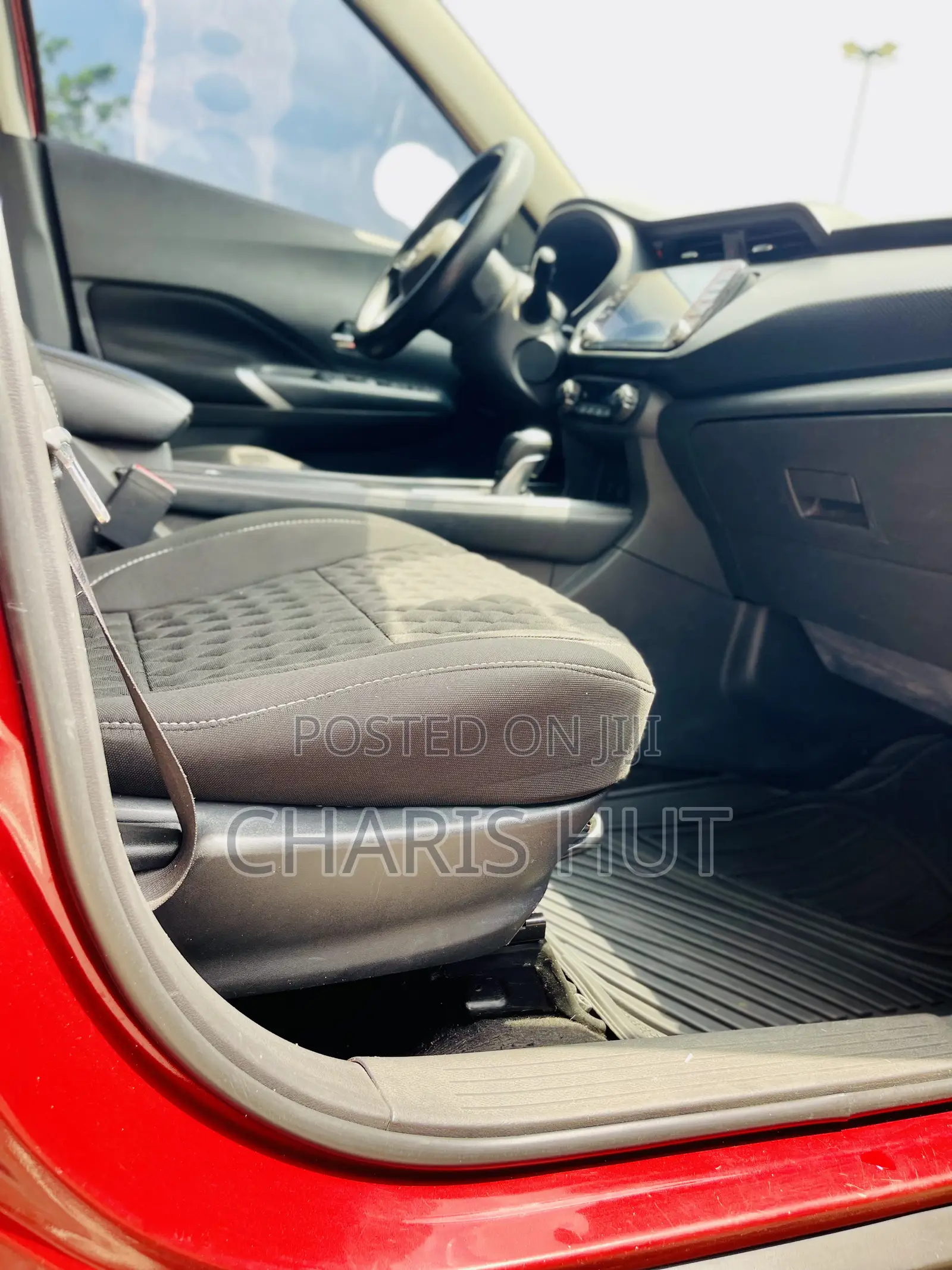 Nissan Kicks SV 2023 Red