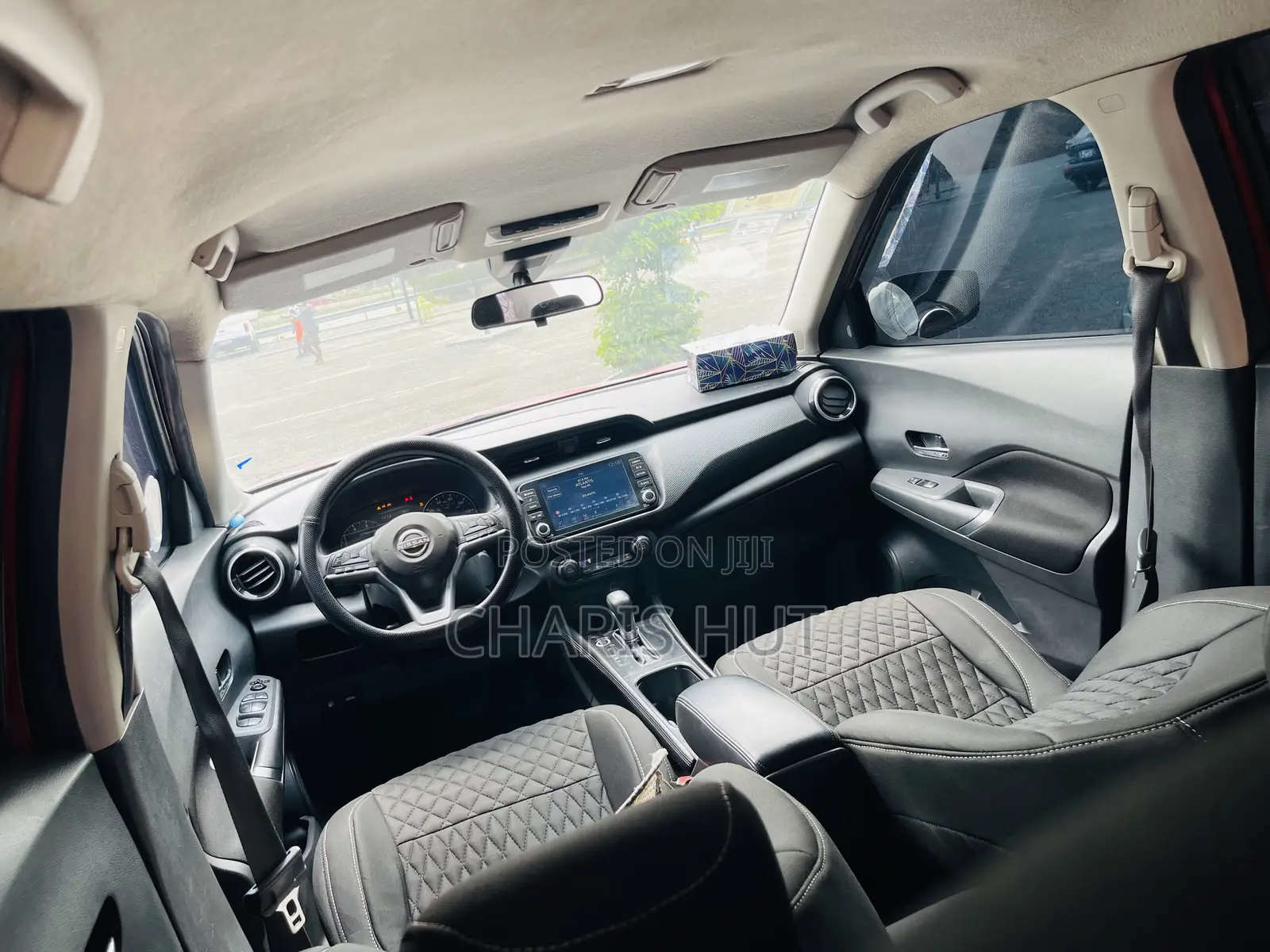 Nissan Kicks SV 2023 Red