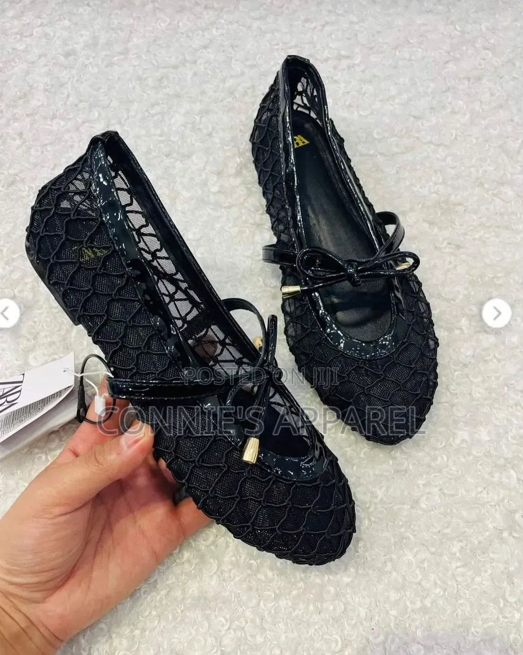 Weaven Zara Flat Shoes for Ladies