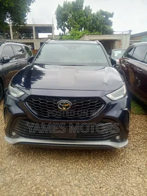 Toyota Highlander XSE 2022 Blue