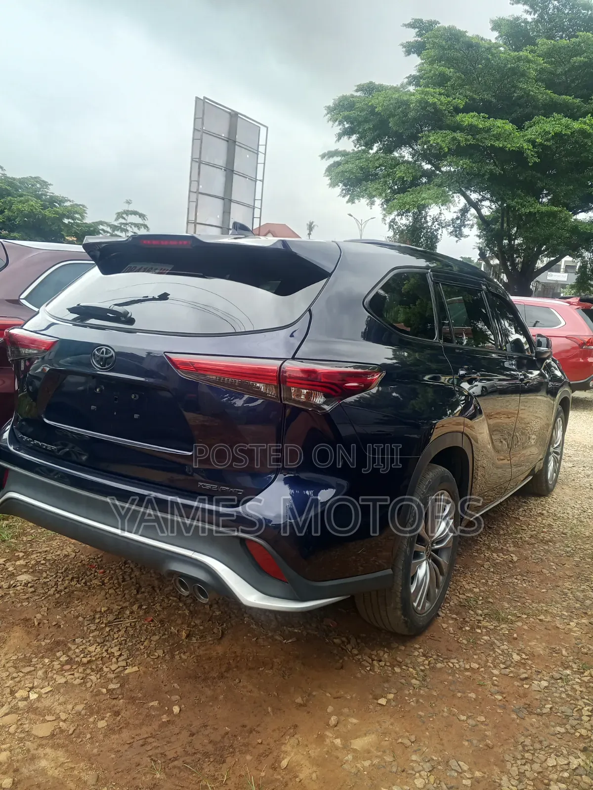 Toyota Highlander XSE 2022 Blue
